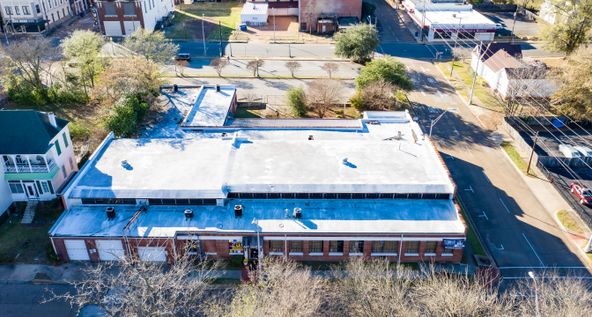 208 E Burleson St, Marshall, TX 75670